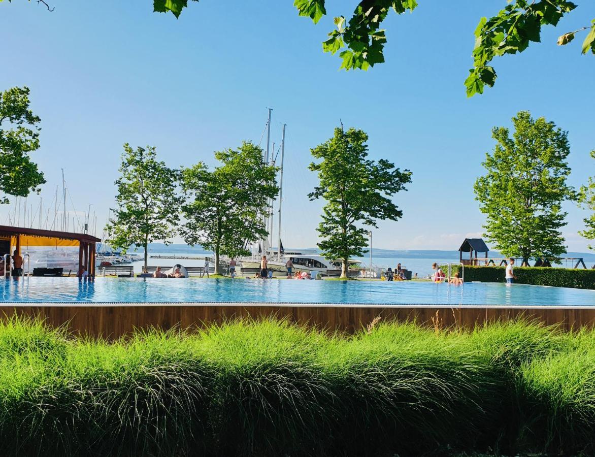 Apartment Bl Lakeside